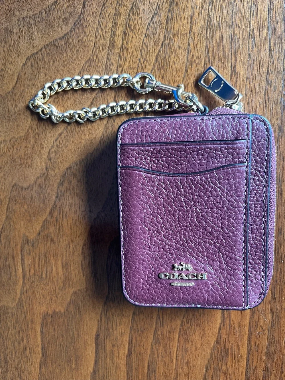 COACH  zip leather card case/ mini wallet/ wristlet in Gold/Wine! Perfect size!